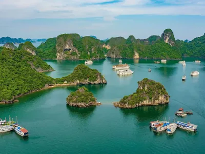 Cultural & Nature Escape: Ha Long, Ninh Binh, Mai Chau & Pu Luong in 5 Days